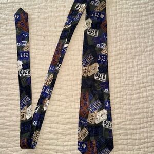 Vintage License Plate Patterned Tie